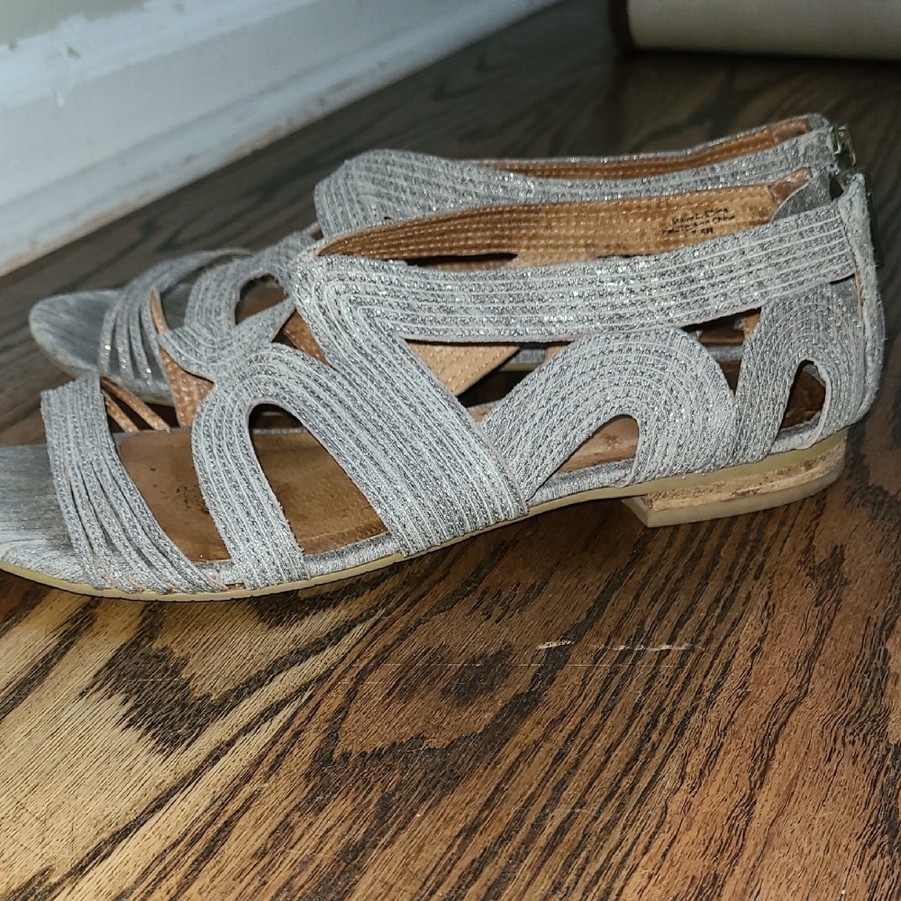 Women's Strappy Metallic Gray Sandals - Picture 5 of 12